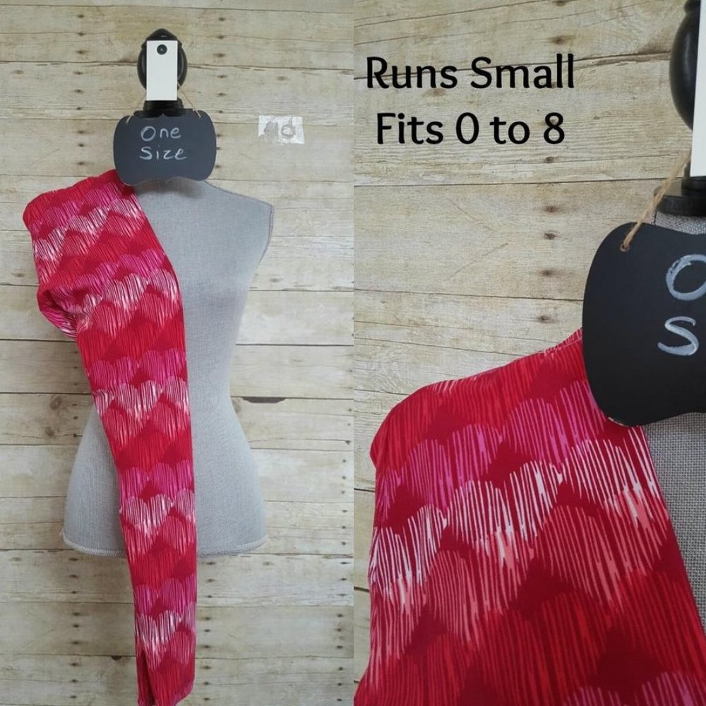 NWT OS One Size LuLaRoe Legging - Ombre Scribble Hearts on REd